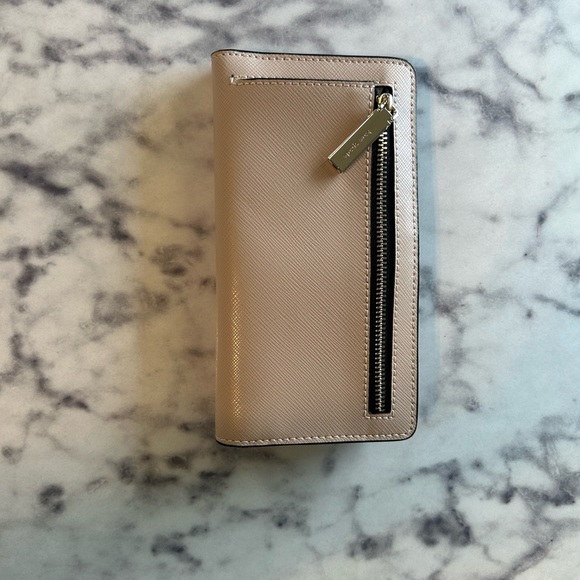 Kate Spade bifold wallet - Picture 3 of 3
